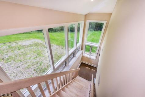 906 W End Drive Stillwater NJ 07860