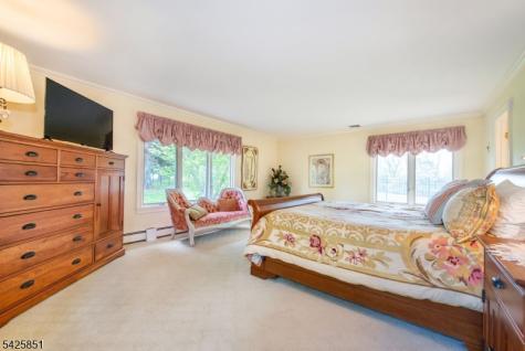 906 W End Drive Stillwater NJ 07860