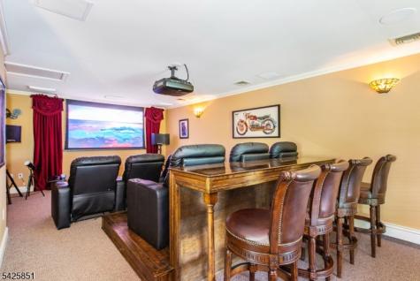 906 W End Drive Stillwater NJ 07860