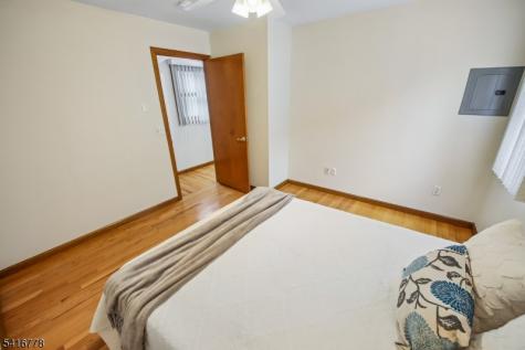 63 Waydell Street Newark NJ 07105
