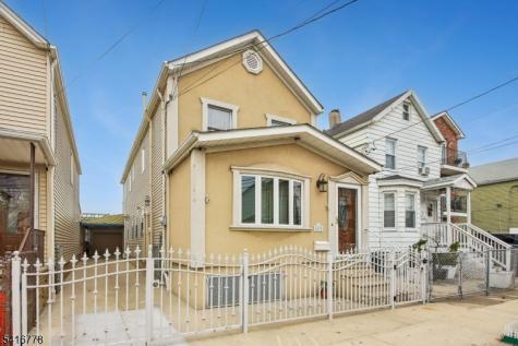 63 Waydell Street Newark NJ 07105