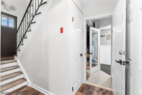 21 Skyline Drive Hopatcong NJ 07821