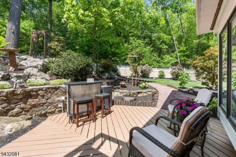 21 Skyline Drive Hopatcong NJ 07821