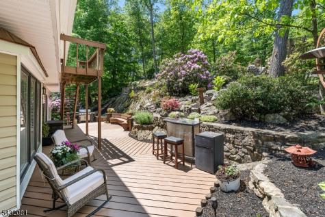 21 Skyline Drive Hopatcong NJ 07821