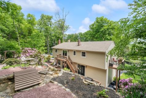 21 Skyline Drive Hopatcong NJ 07821