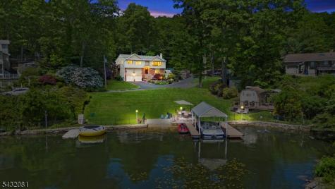 21 Skyline Drive Hopatcong NJ 07821