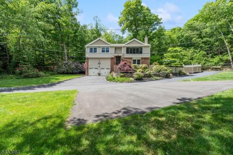 21 Skyline Drive Hopatcong NJ 07821