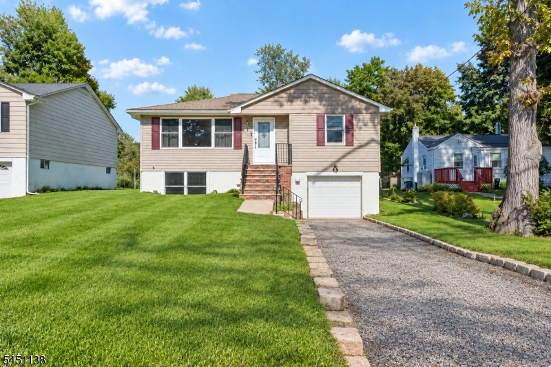 539 Logan Drive Roxbury NJ 07850