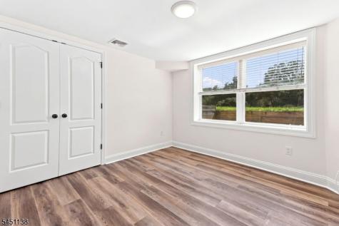 539 Logan Drive Roxbury NJ 07850
