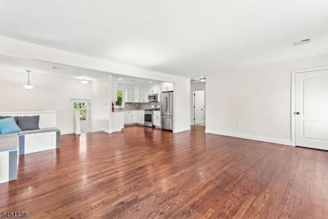 539 Logan Drive Roxbury NJ 07850