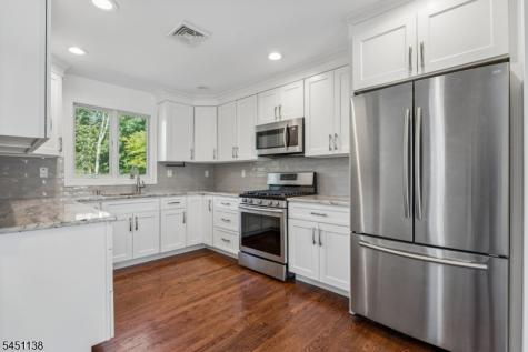 539 Logan Drive Roxbury NJ 07850