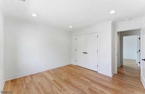 95 Huron Avenue Clifton NJ 07013