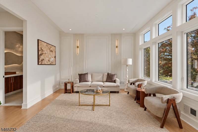 6 Cliffside Drive Livingston NJ 07039