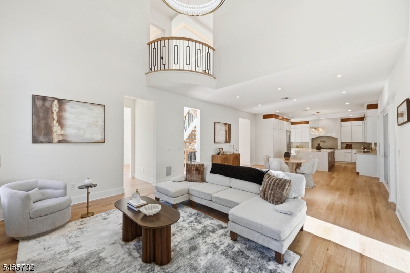 6 Cliffside Drive Livingston NJ 07039