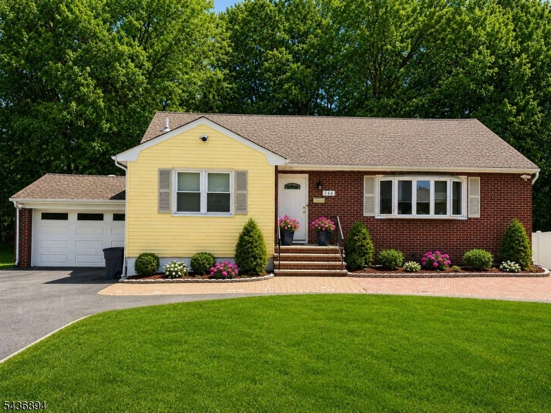 286 N Livingston Avenue Livingston NJ 07039