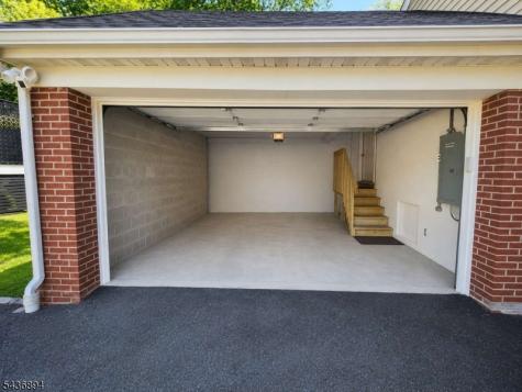 286 N Livingston Avenue Livingston NJ 07039