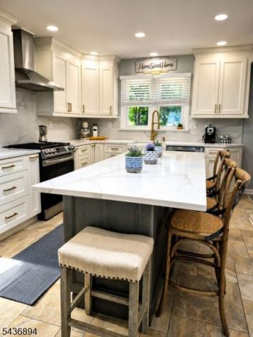 286 N Livingston Avenue Livingston NJ 07039