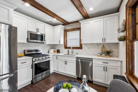 12 Belle Terre Road West Orange NJ 07052