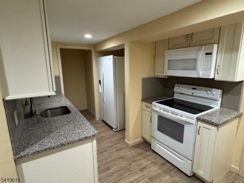 558 Westbrook Road Ringwood NJ 07456