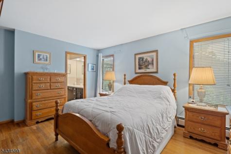 191 Pershing Road Clifton NJ 07013