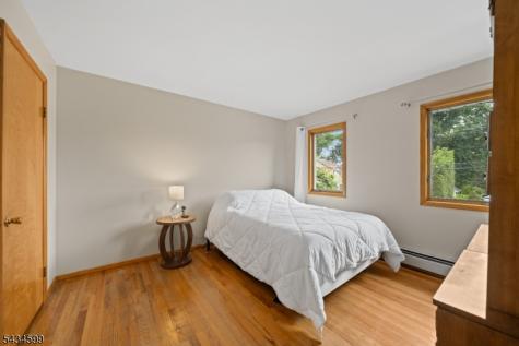 191 Pershing Road Clifton NJ 07013
