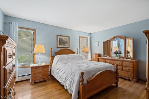 191 Pershing Road Clifton NJ 07013