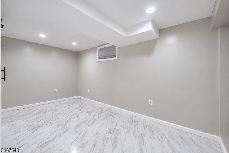 194 Wiley Avenue Plainfield NJ 07062