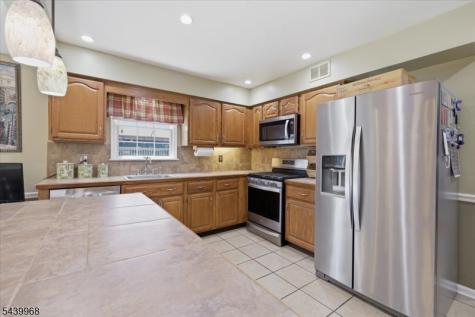 30 Glen Eagles Road Washington NJ 07882