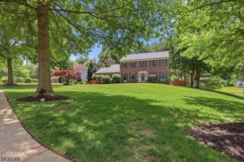 30 Glen Eagles Road Washington NJ 07882
