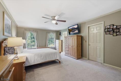 30 Glen Eagles Road Washington NJ 07882