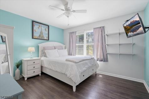 30 Glen Eagles Road Washington NJ 07882