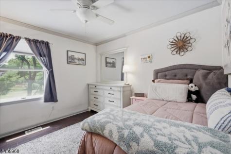 30 Glen Eagles Road Washington NJ 07882