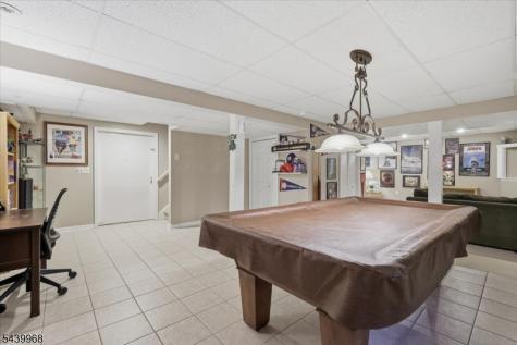 30 Glen Eagles Road Washington NJ 07882