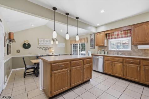 30 Glen Eagles Road Washington NJ 07882