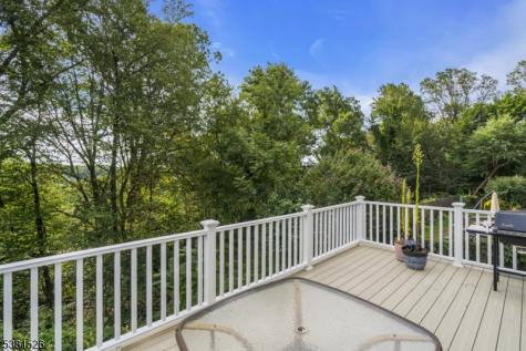 27 Underwood Drive West Orange NJ 07052