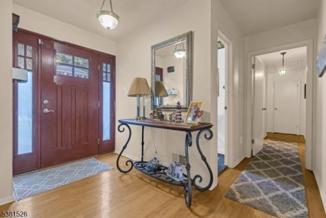 27 Underwood Drive West Orange NJ 07052