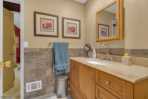 27 Underwood Drive West Orange NJ 07052