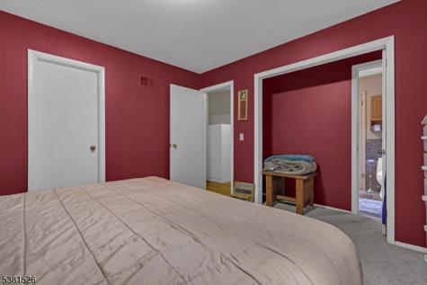 27 Underwood Drive West Orange NJ 07052
