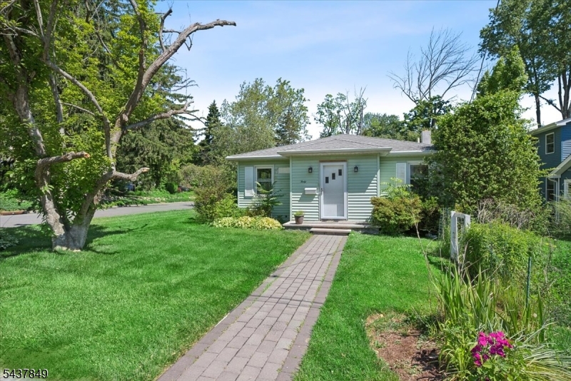 40 Maple Lane Parsippany-troy Hills NJ 07034
