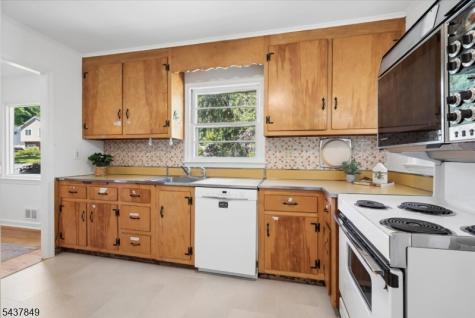 40 Maple Lane Parsippany-troy Hills NJ 07034