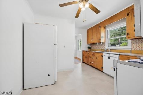 40 Maple Lane Parsippany-troy Hills NJ 07034