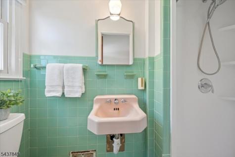 40 Maple Lane Parsippany-troy Hills NJ 07034