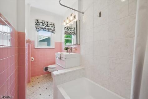 40 Maple Lane Parsippany-troy Hills NJ 07034