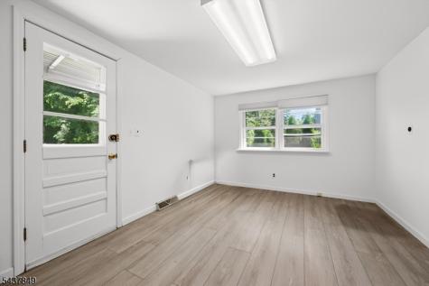 40 Maple Lane Parsippany-troy Hills NJ 07034