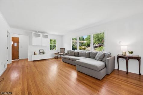 40 Maple Lane Parsippany-troy Hills NJ 07034