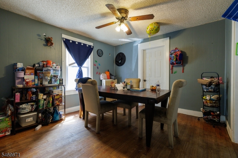 427 Robins Street Roselle NJ 07203