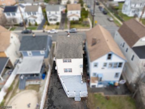 32 Montgomery Street Bloomfield NJ 07003