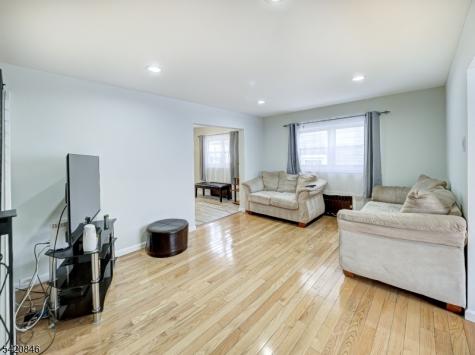 32 Montgomery Street Bloomfield NJ 07003