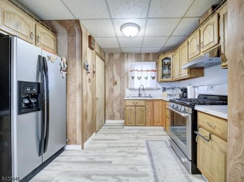32 Montgomery Street Bloomfield NJ 07003