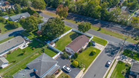 8 N 11th Avenue Manville NJ 08835
